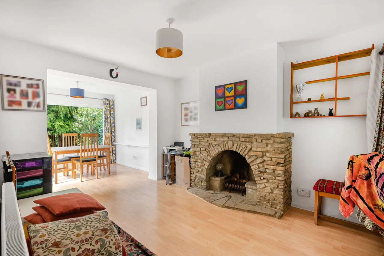 Cabrera Avenue, Virginia Water, GU25, photo 2