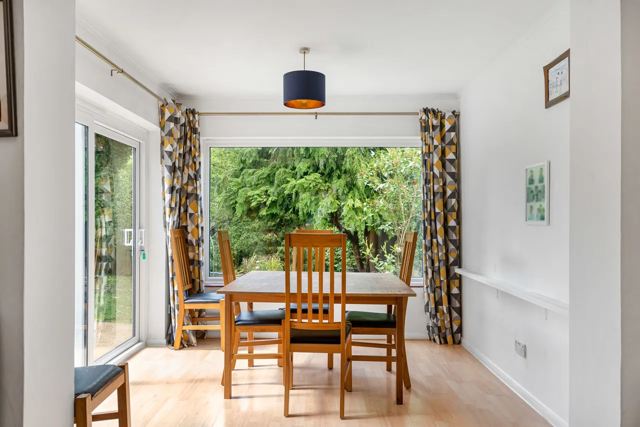 Cabrera Avenue, Virginia Water, GU25, photo 9