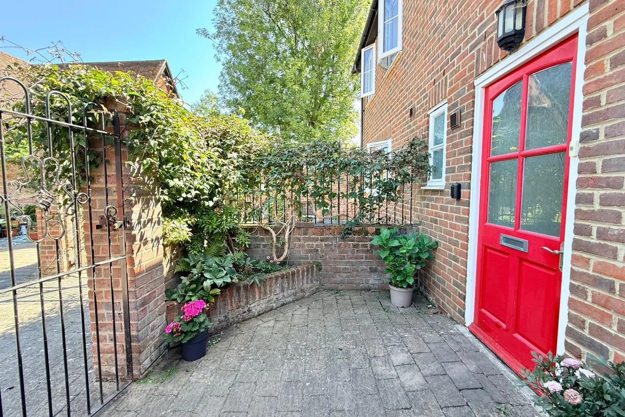 The George Mews, Ringwood, BH24, photo 16