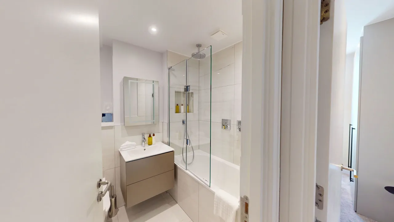 5E Harrington Court, 13 Harrington Road, London, photo 6