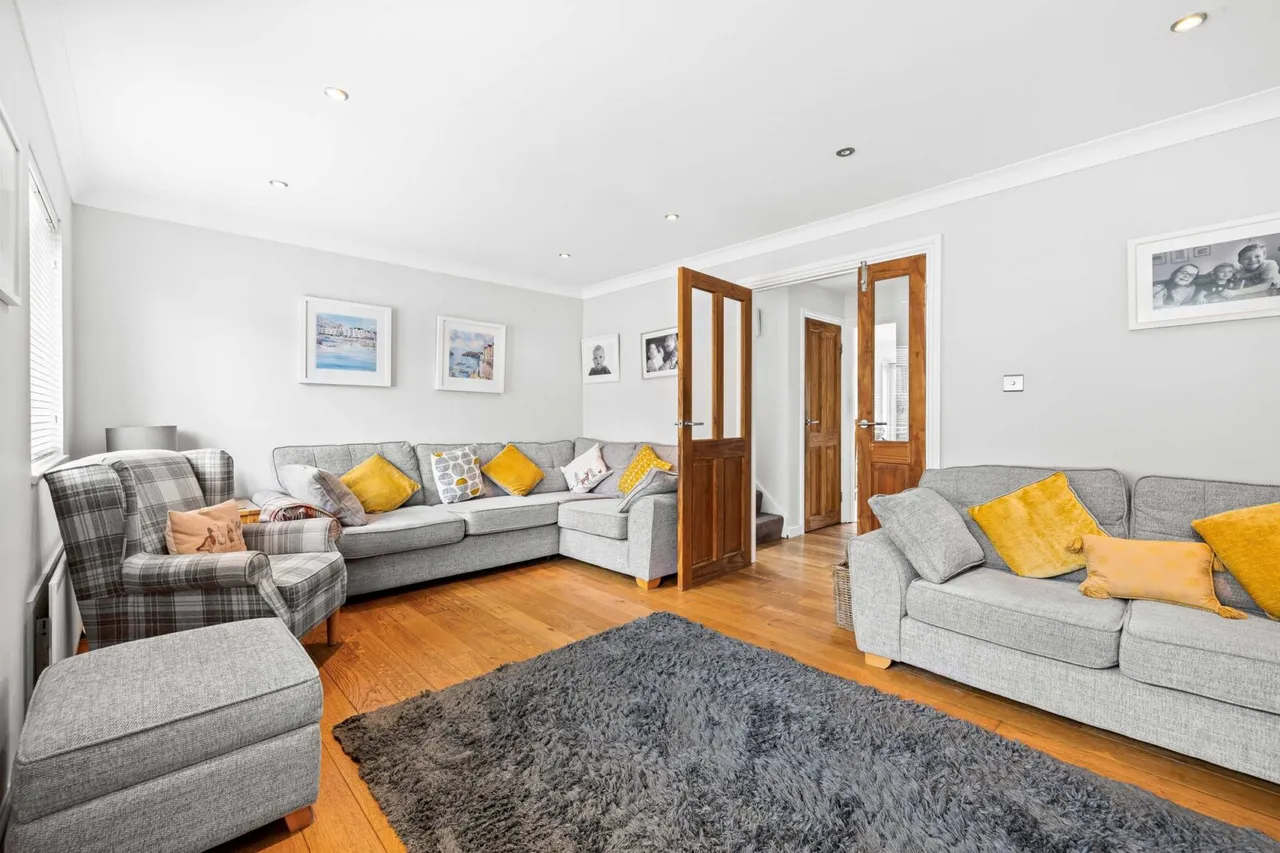 Clarence Drive, East Grinstead, East Grinstead, RH19 4RZ, photo 8