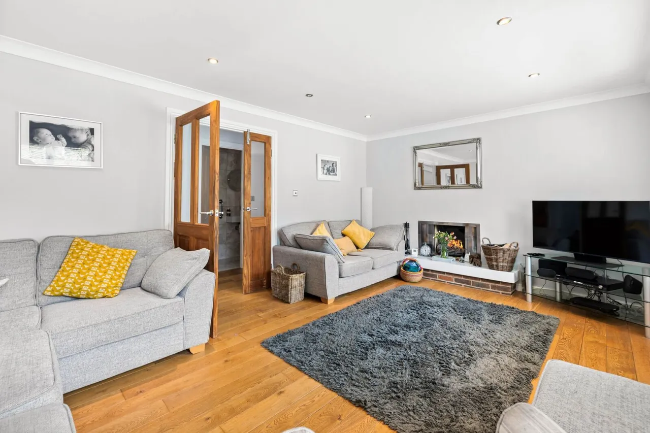 Clarence Drive, East Grinstead, East Grinstead, RH19 4RZ, photo 7