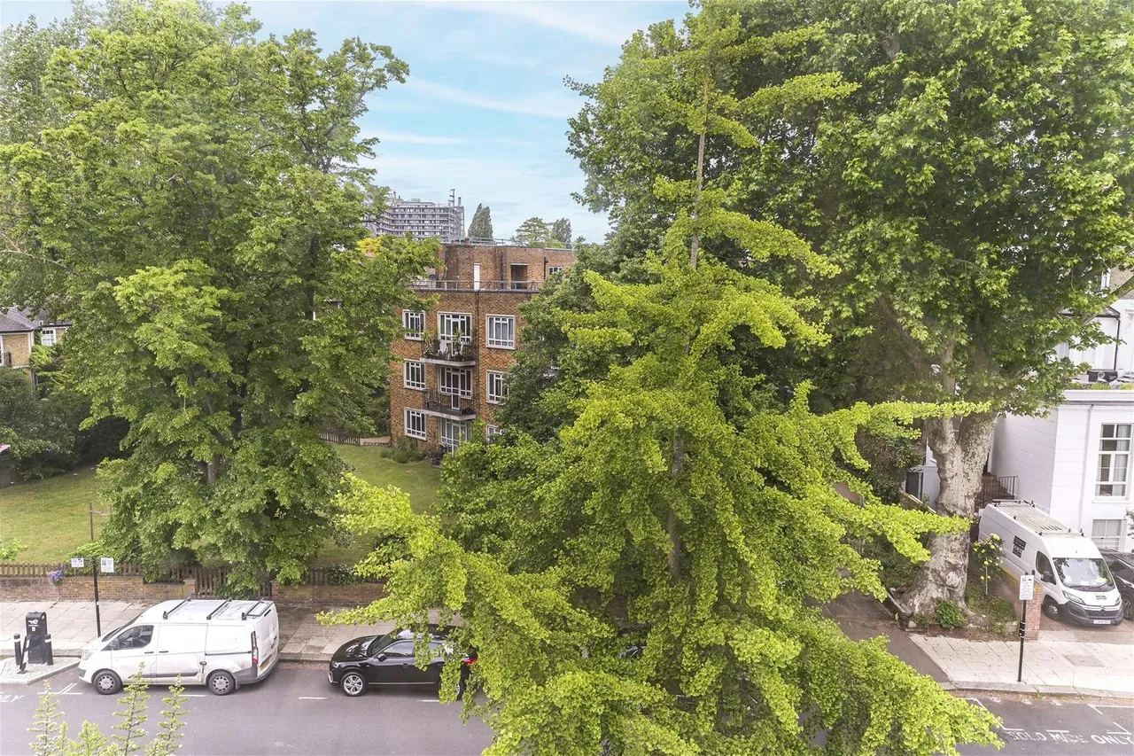 Upper Park Road Belsize Park, London NW3 2UP, photo 14