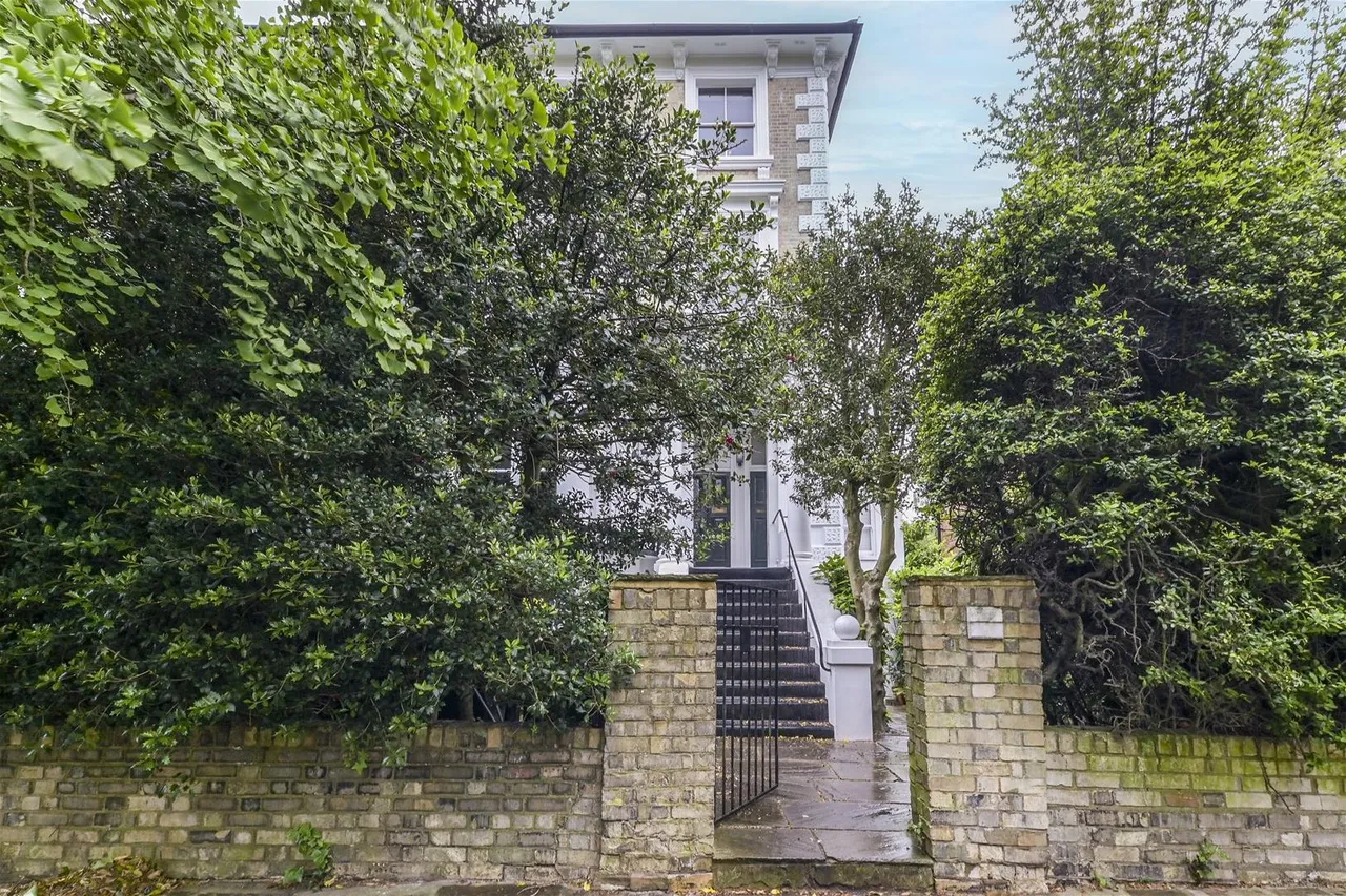 Upper Park Road Belsize Park, London NW3 2UP, photo 11