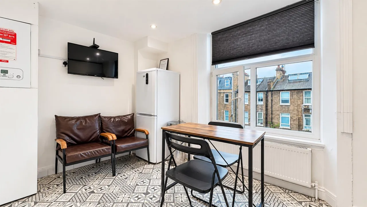 Hogarth Road, London, SW5, photo 2