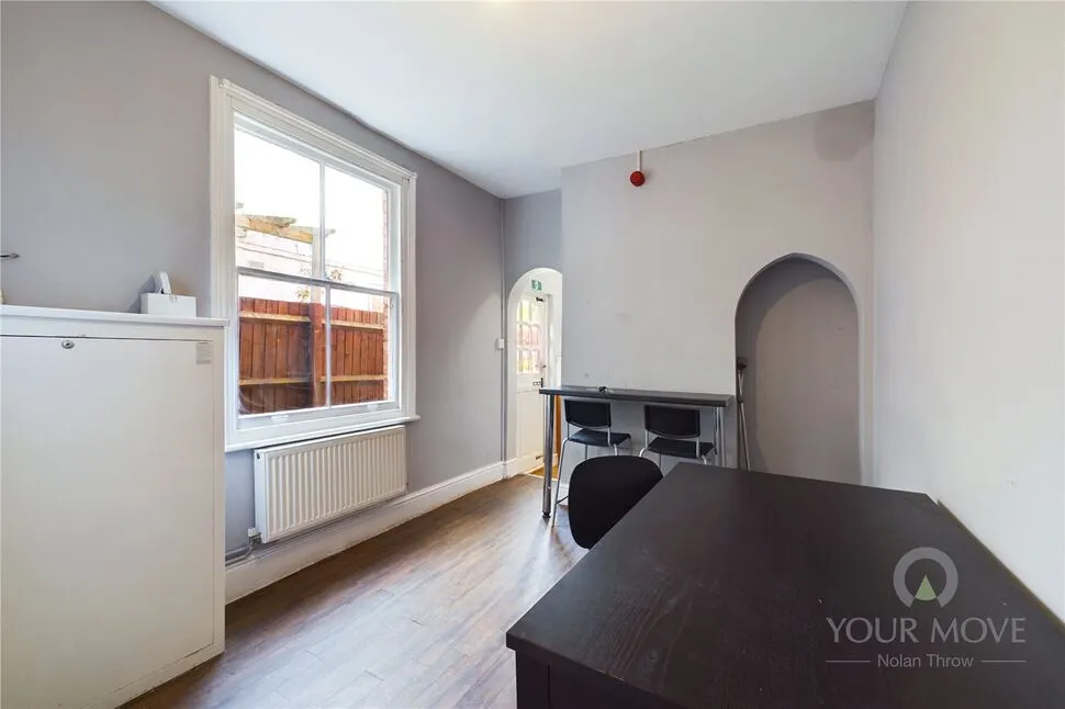 London Road, Northampton, NN4, photo 6