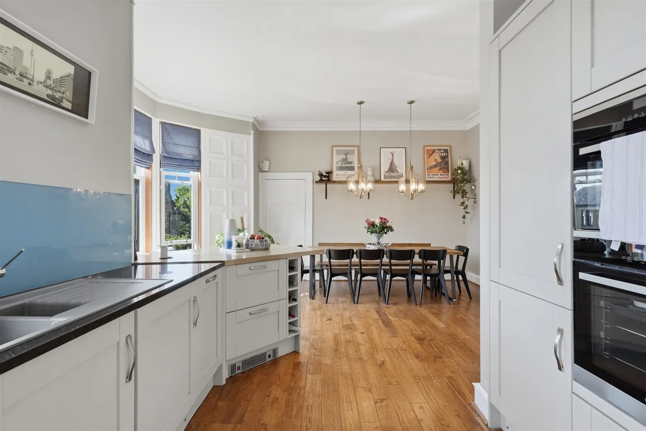 6 Whittingehame Drive, Claythorne, G12 0XU, photo 8