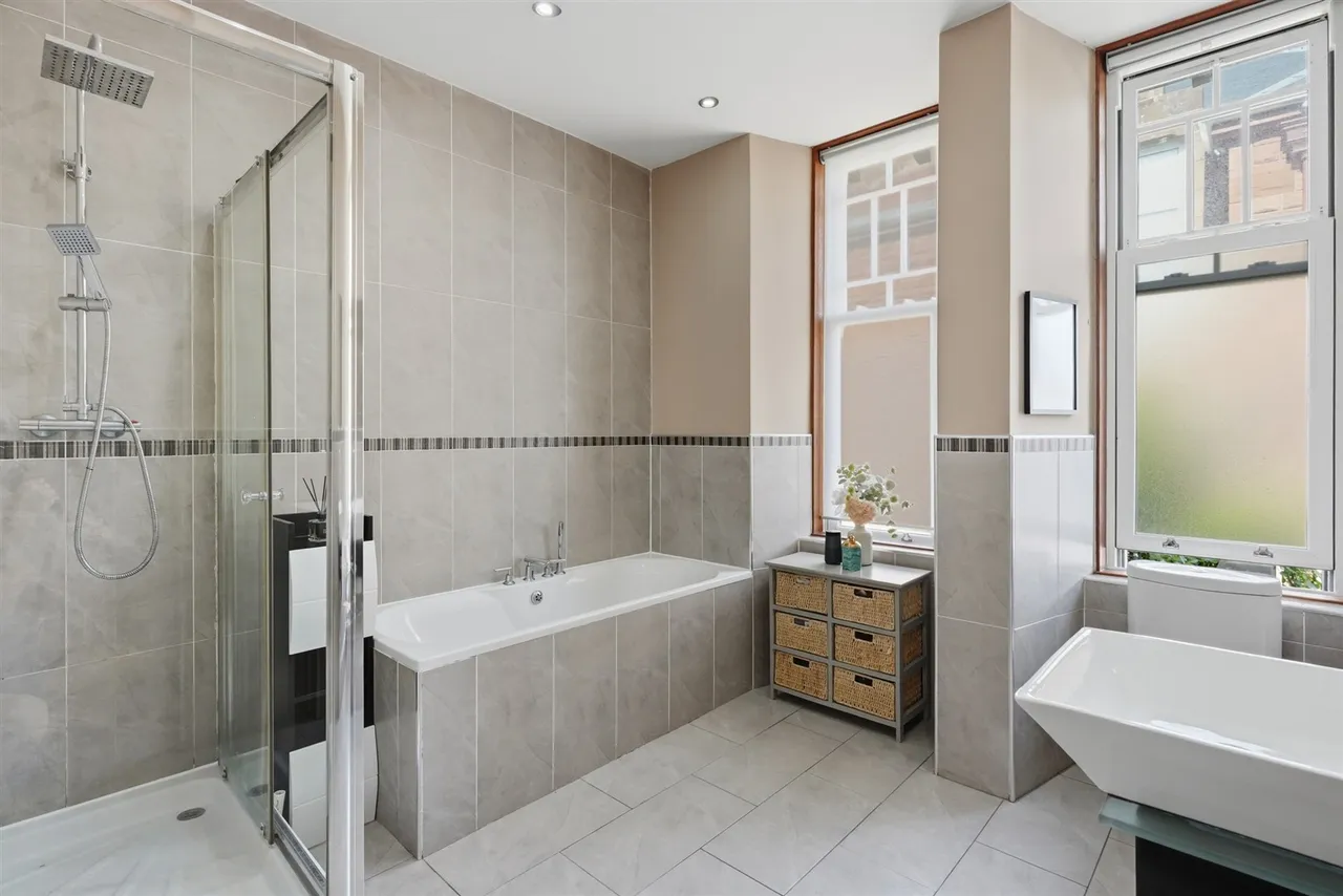 6 Whittingehame Drive, Claythorne, G12 0XU, photo 14