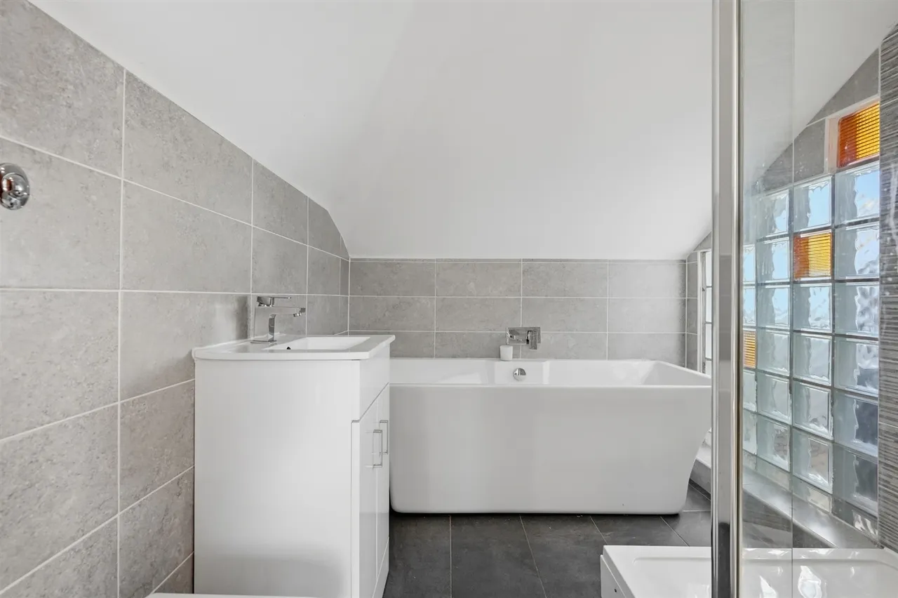 6 Whittingehame Drive, Claythorne, G12 0XU, photo 21
