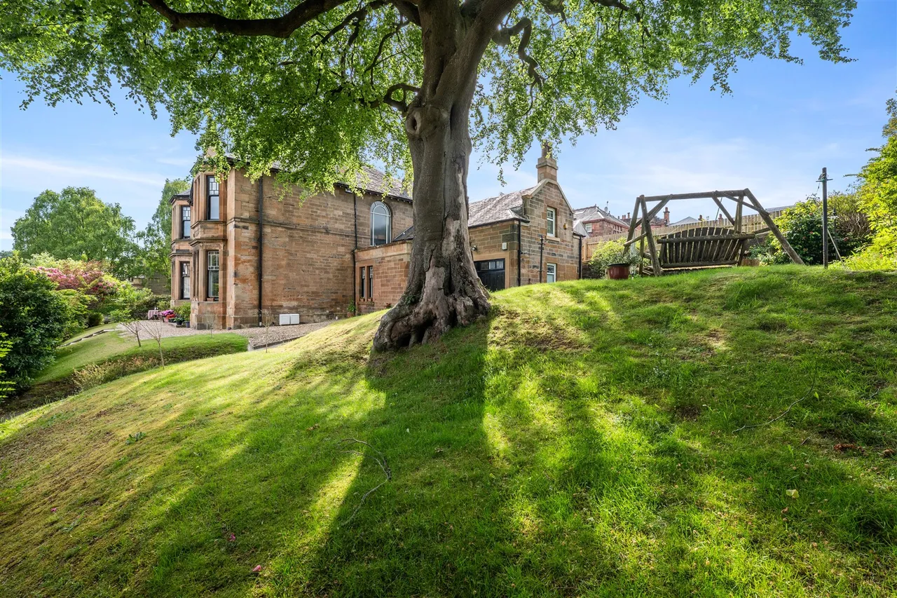 6 Whittingehame Drive, Claythorne, G12 0XU, photo 25