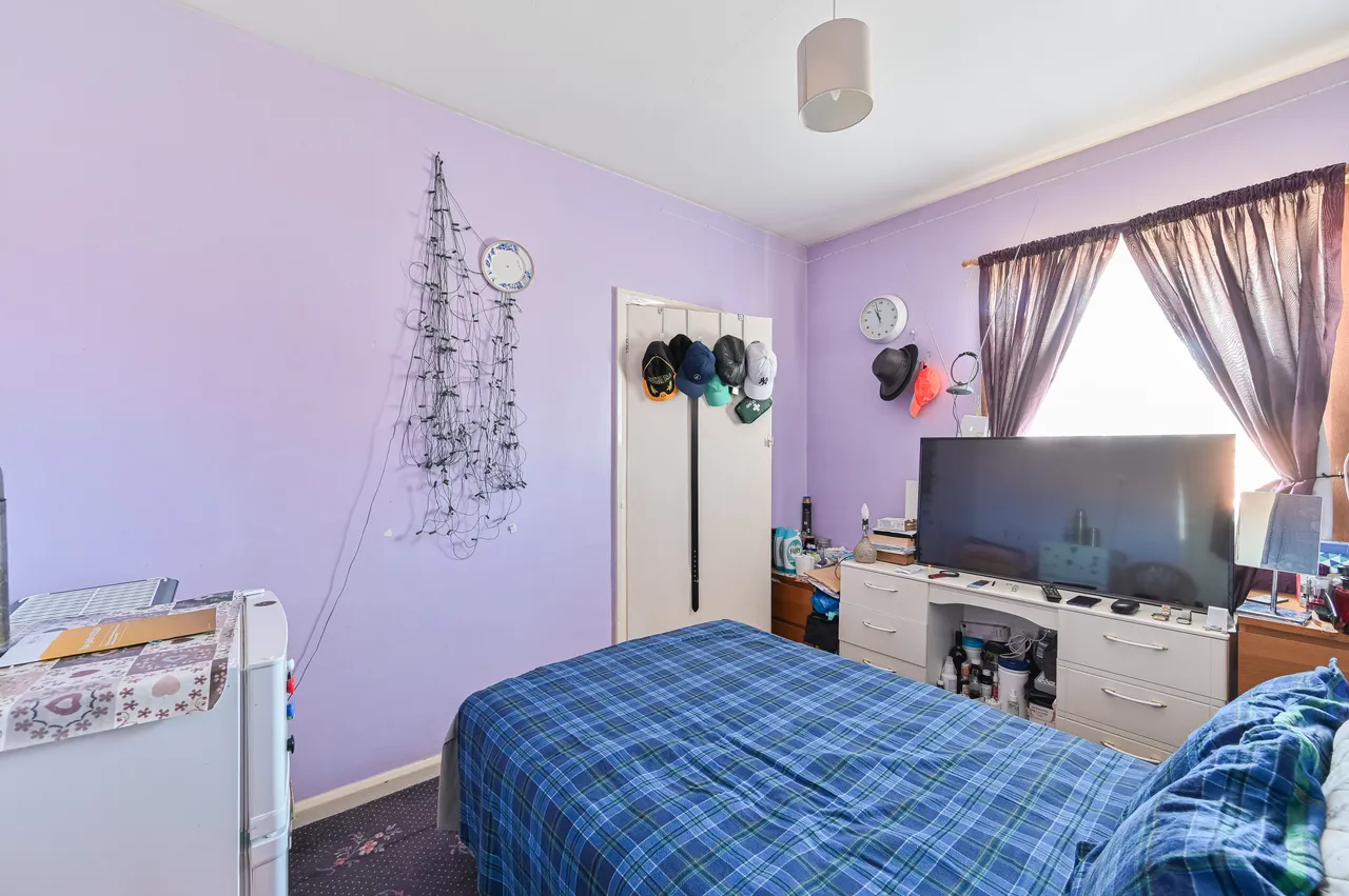 13 Playgreen Way, London, photo 9