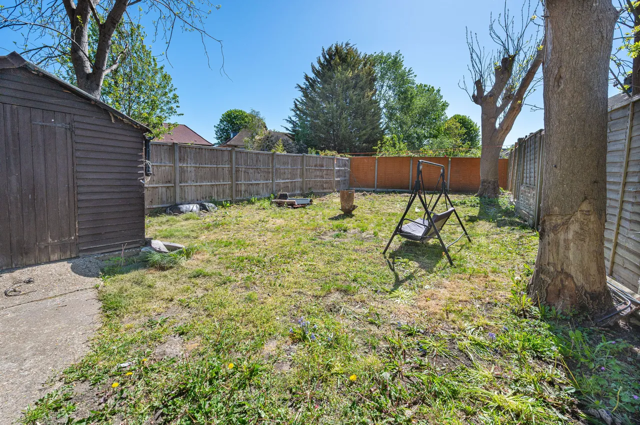13 Playgreen Way, London, photo 4