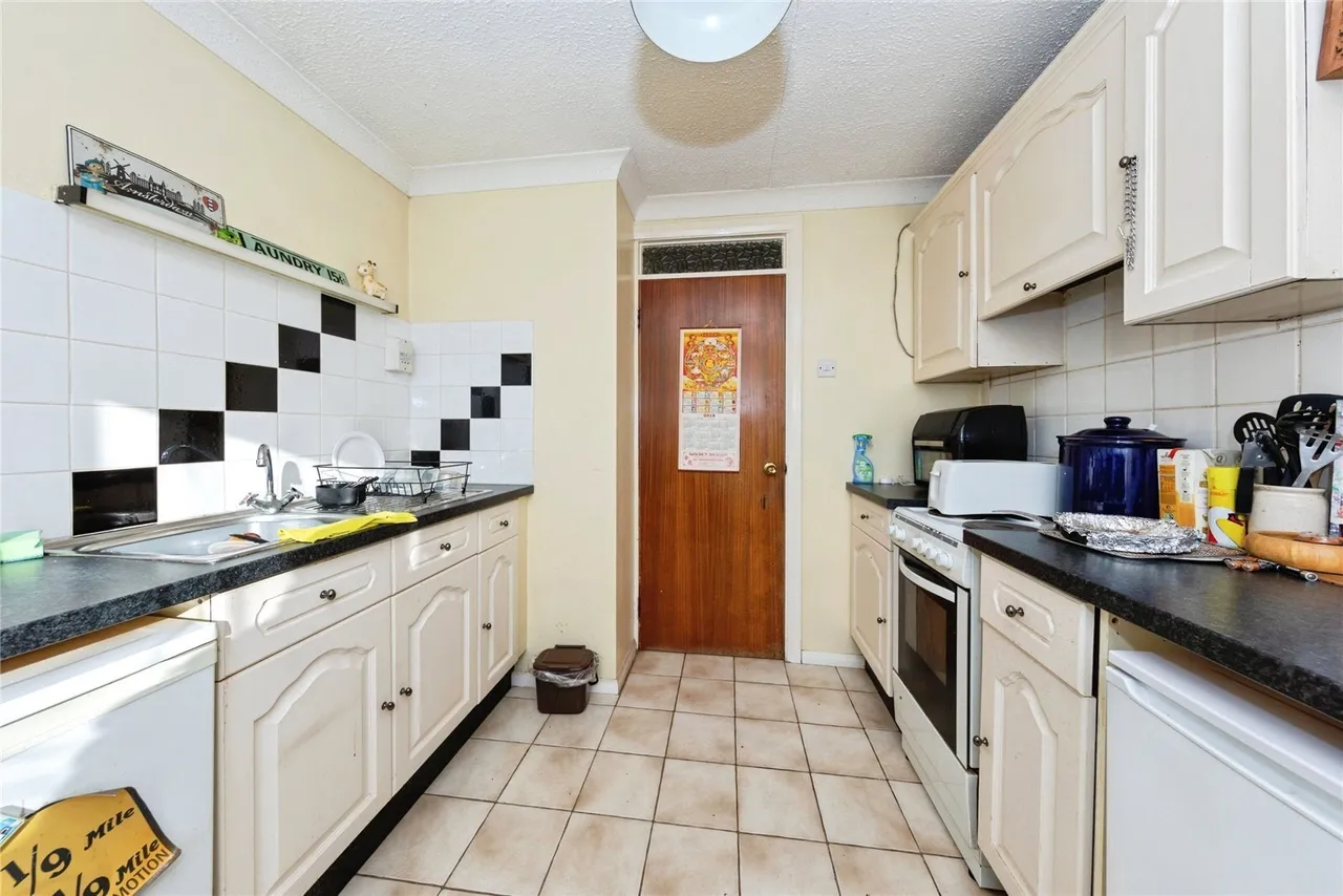 Ferryside, SA17, photo 15