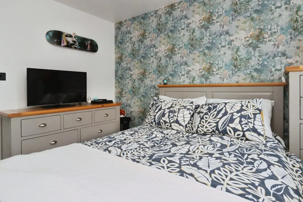 Delune Crescent, Malpas, photo 10