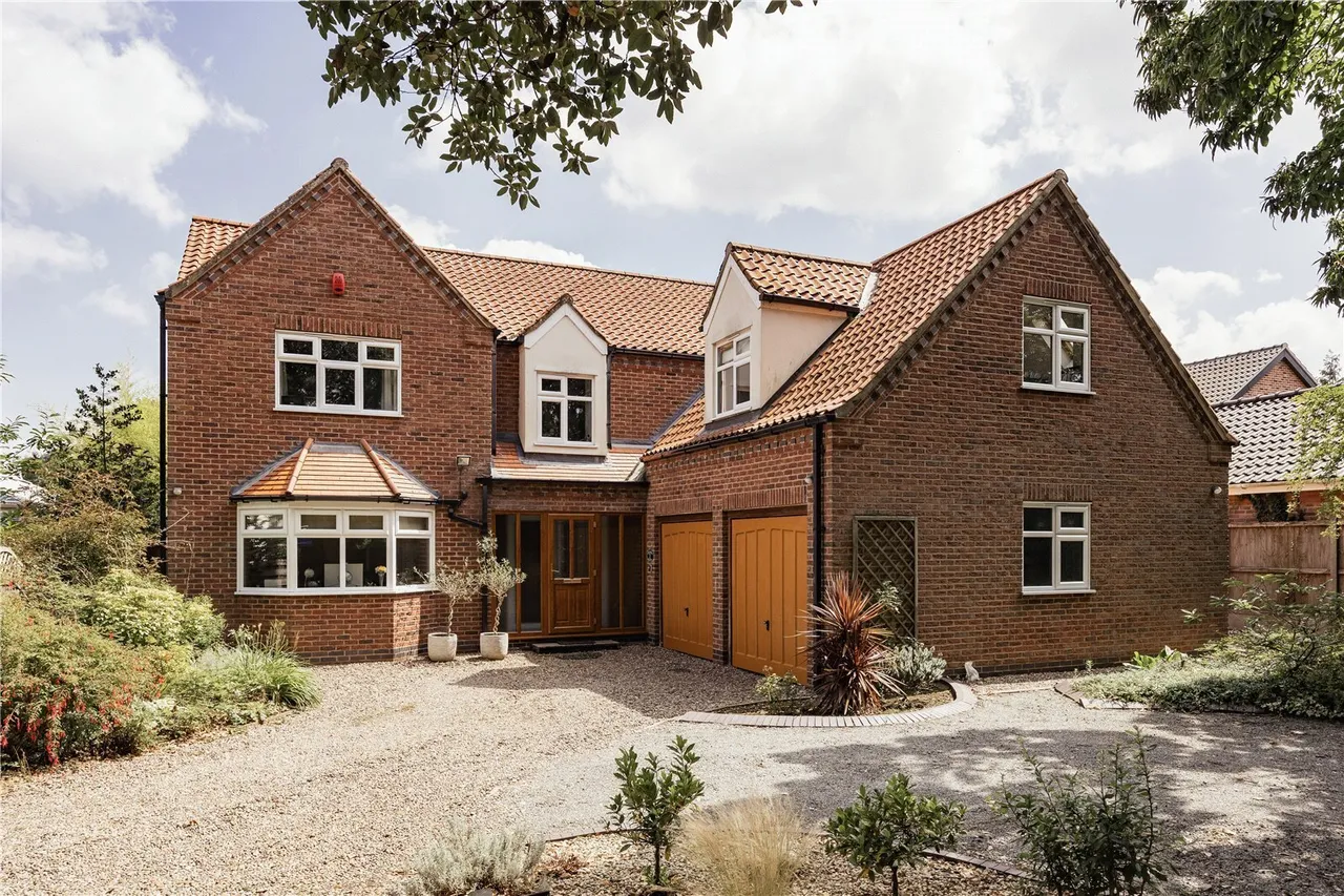 5 bed house for sale, Ipswich Road, Norwich, NR2