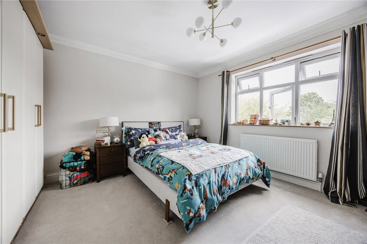 Ipswich Road, Norwich, NR2, photo 31