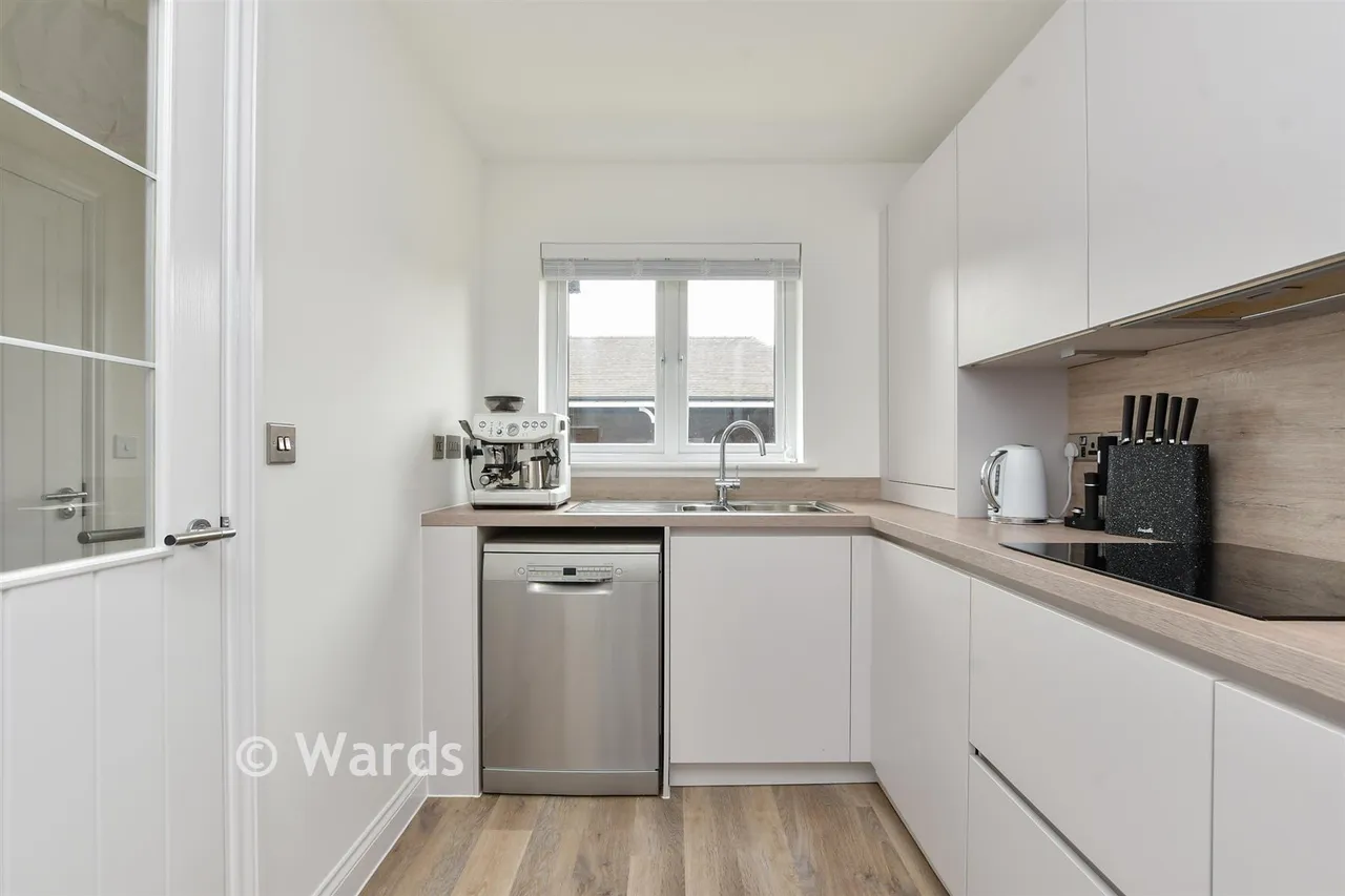 Kings Close, Broadstairs, CT10, photo 8