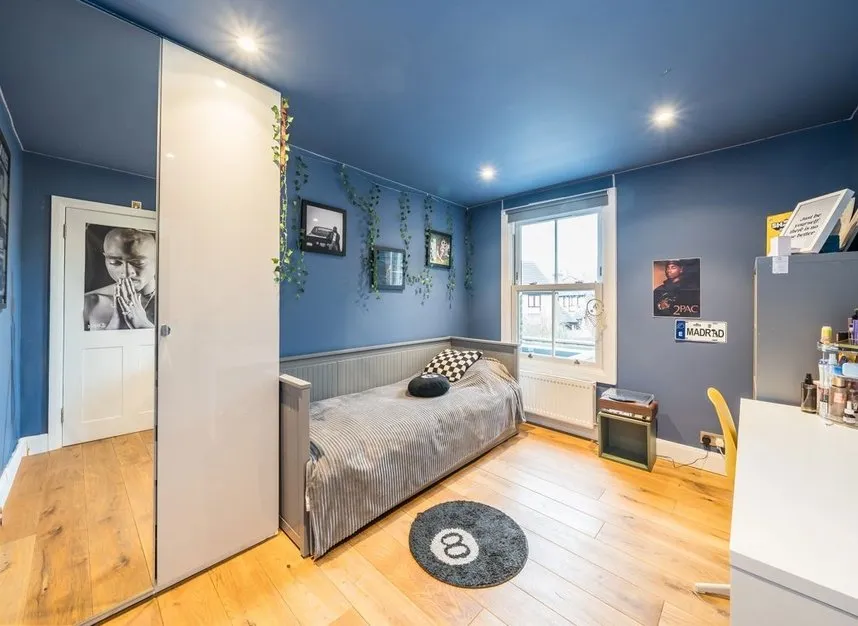 Eastbourne Road, Brentford, TW8, photo 8