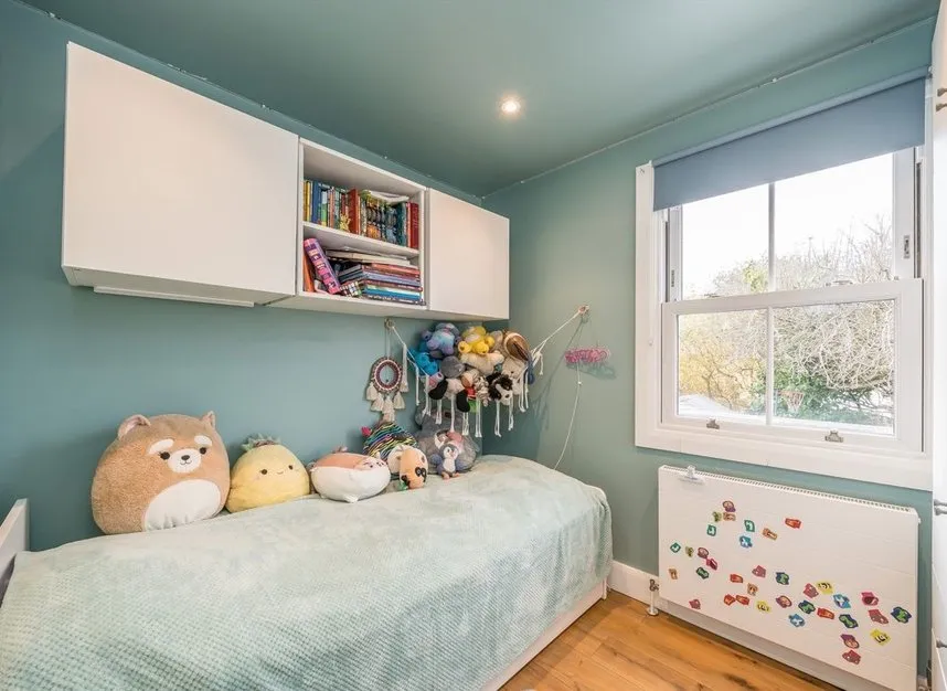 Eastbourne Road, Brentford, TW8, photo 9
