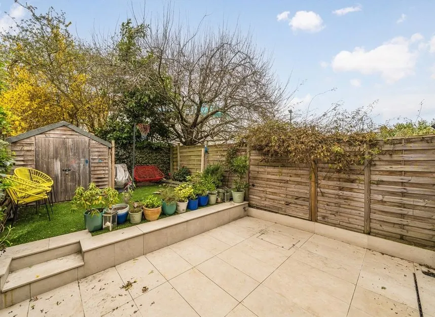 Eastbourne Road, Brentford, TW8, photo 6