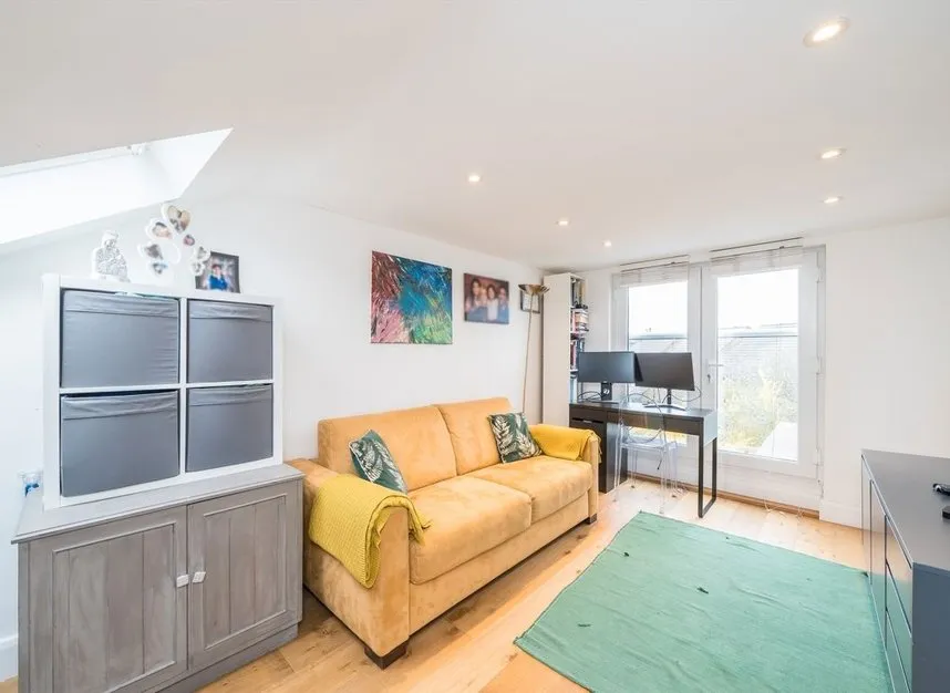 Eastbourne Road, Brentford, TW8, photo 10
