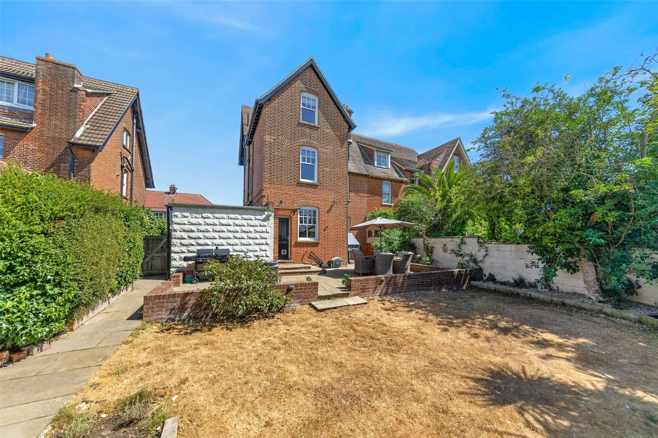 Bacton Road, Felixstowe, IP11, photo 25