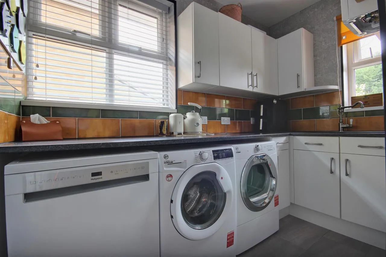 Annandale Road, Kirk Ella, Hull, photo 9