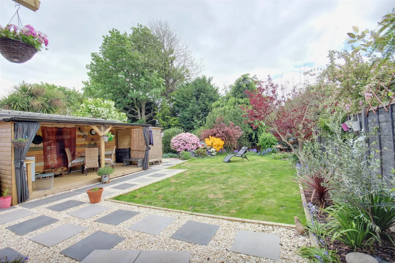 Annandale Road, Kirk Ella, Hull, photo 10