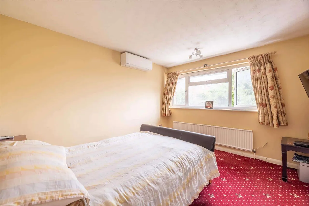 Hemwood Road, Windsor, SL4, photo 14