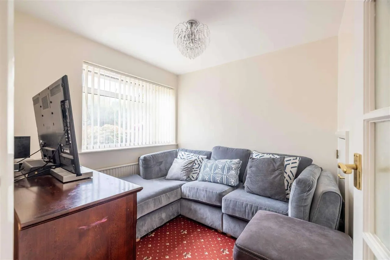Hemwood Road, Windsor, SL4, photo 8