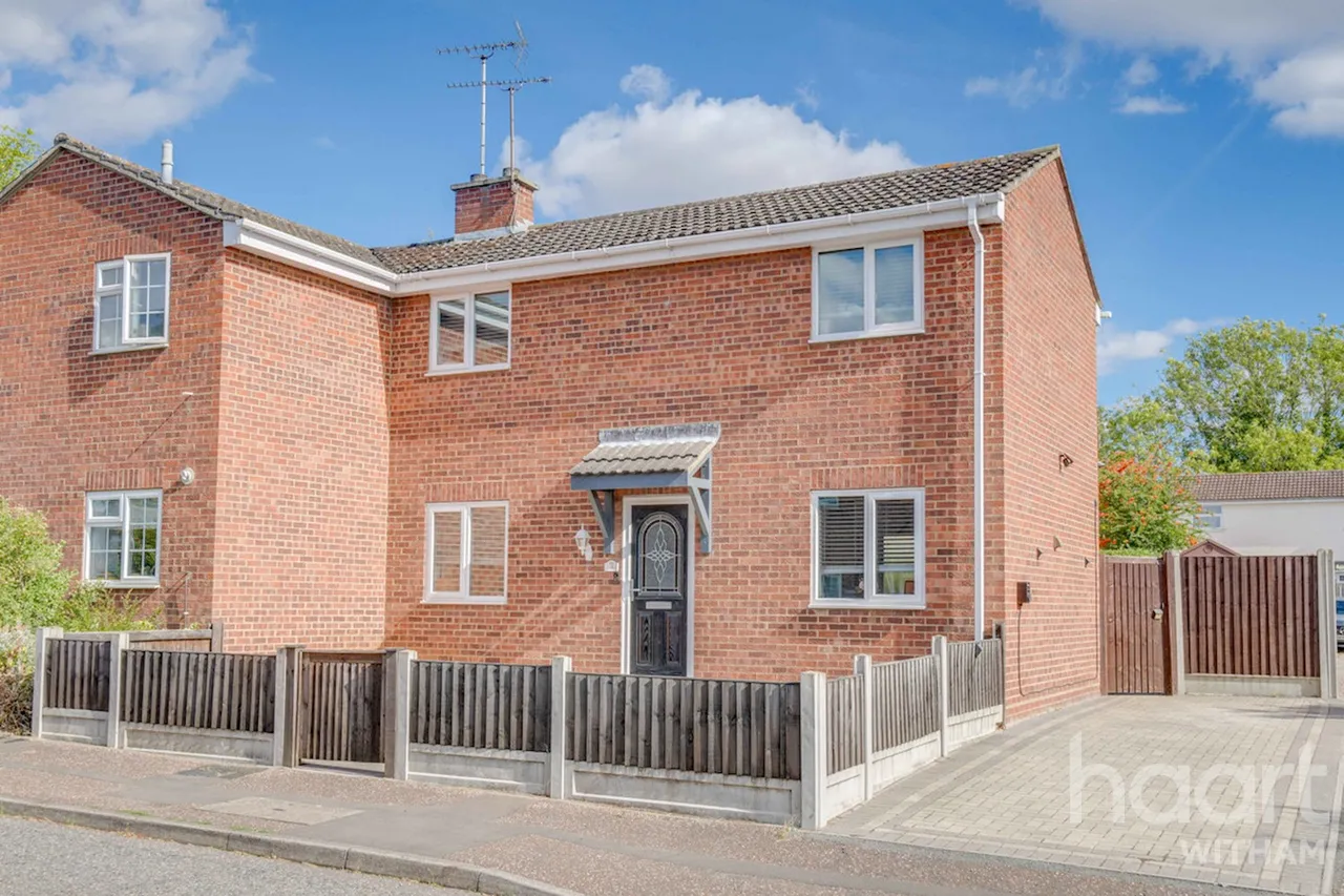 3 bed house for sale, Longfield, Witham, CM8