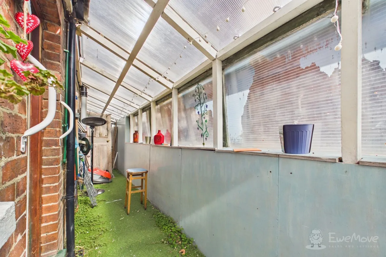 Limes Road, Folkestone, CT19, photo 13