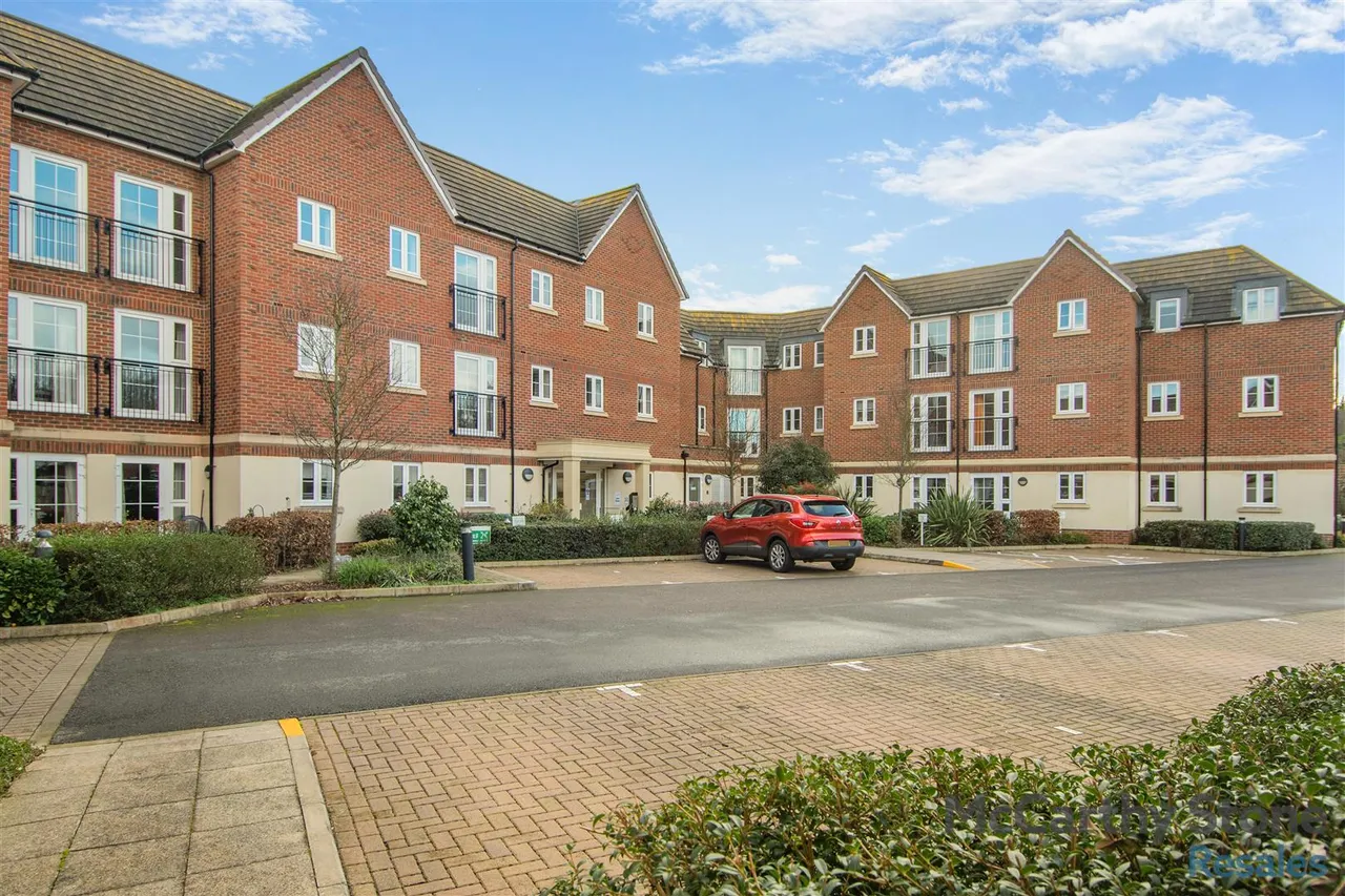 London Road, Knebworth, SG3, photo 30