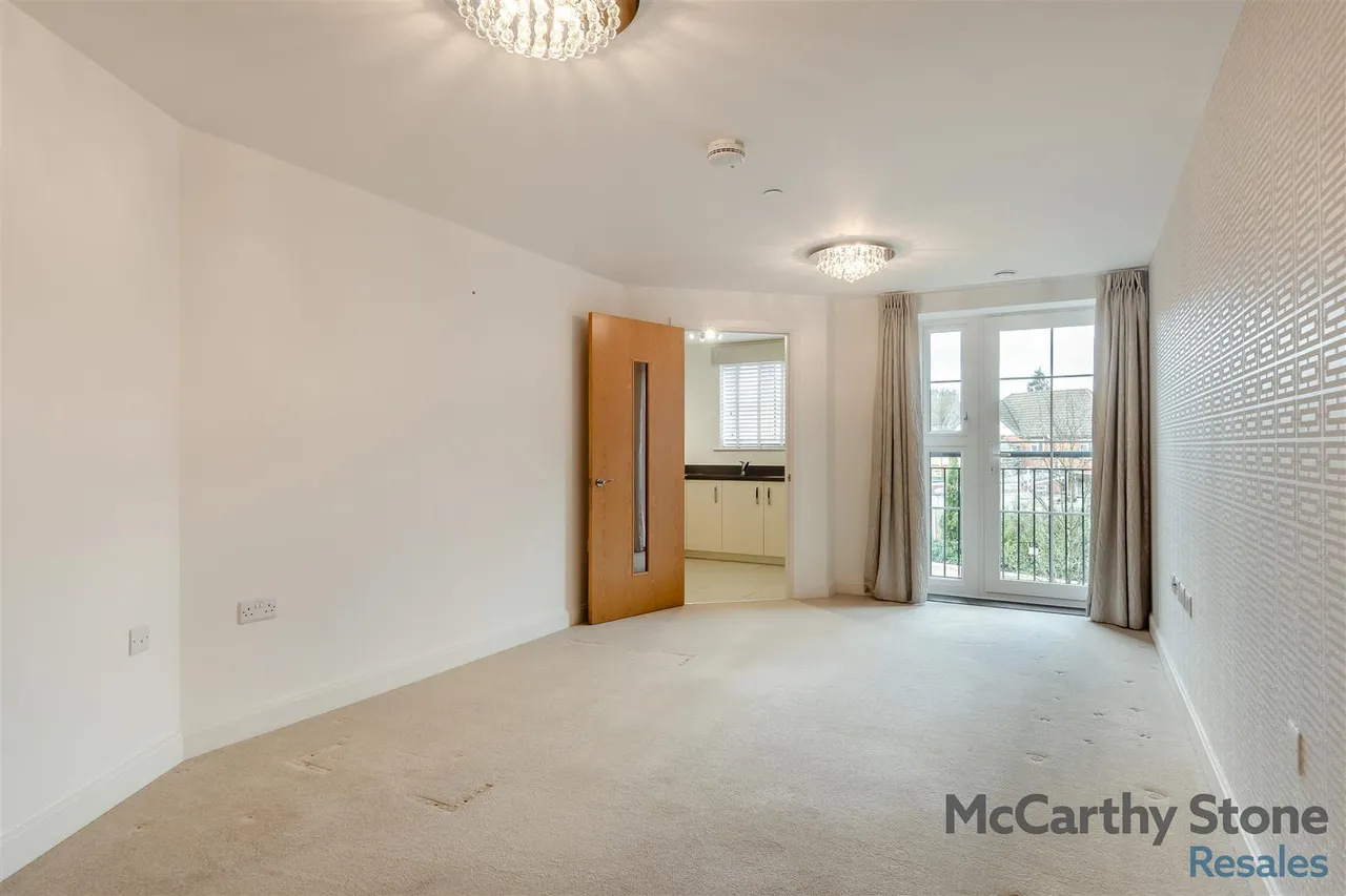 London Road, Knebworth, SG3, photo 9
