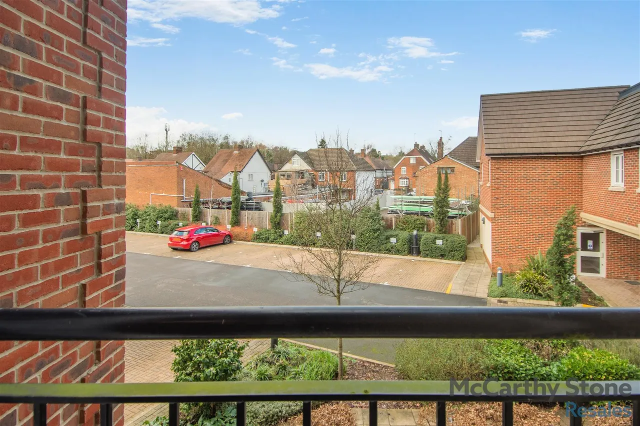 London Road, Knebworth, SG3, photo 7