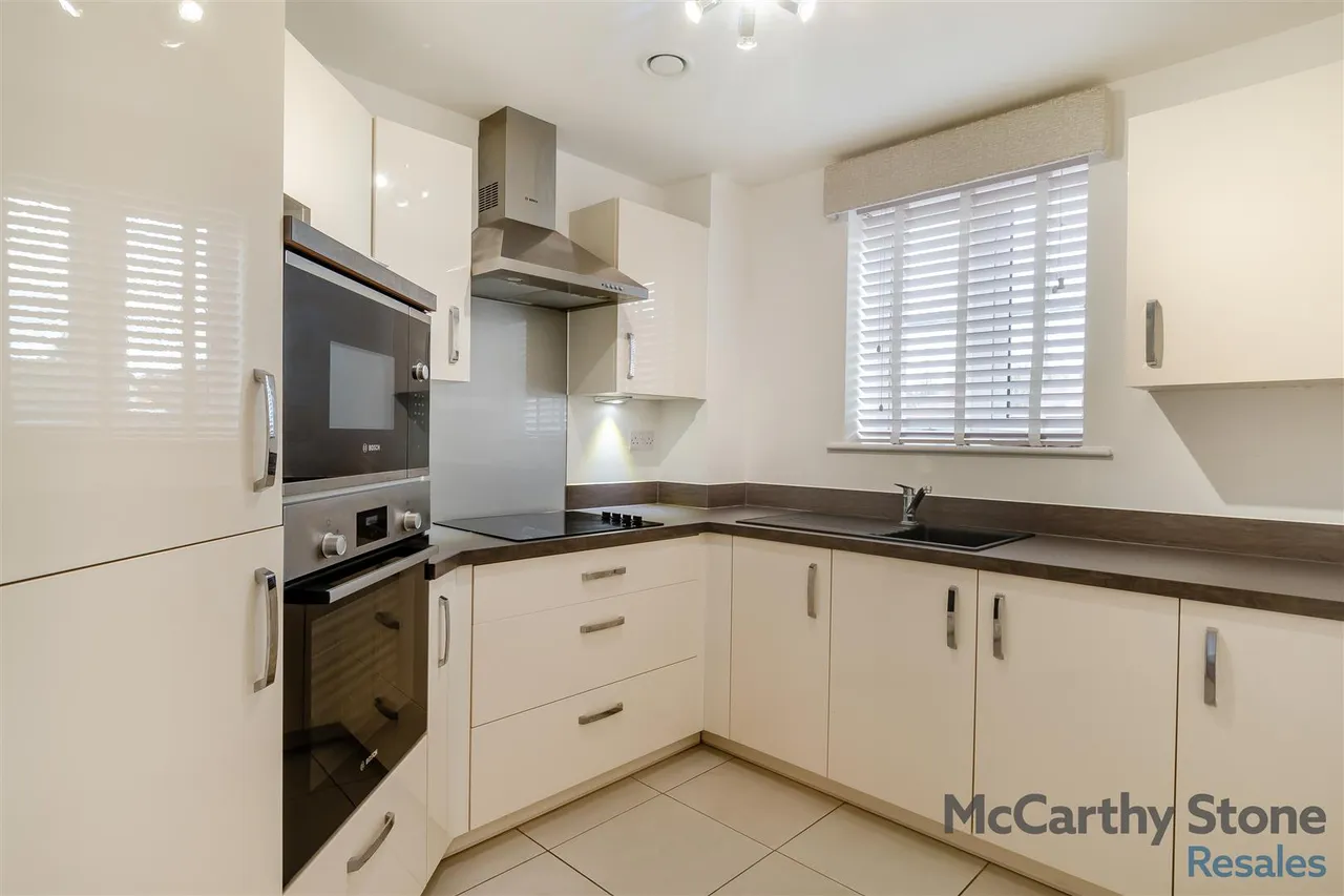 London Road, Knebworth, SG3, photo 12