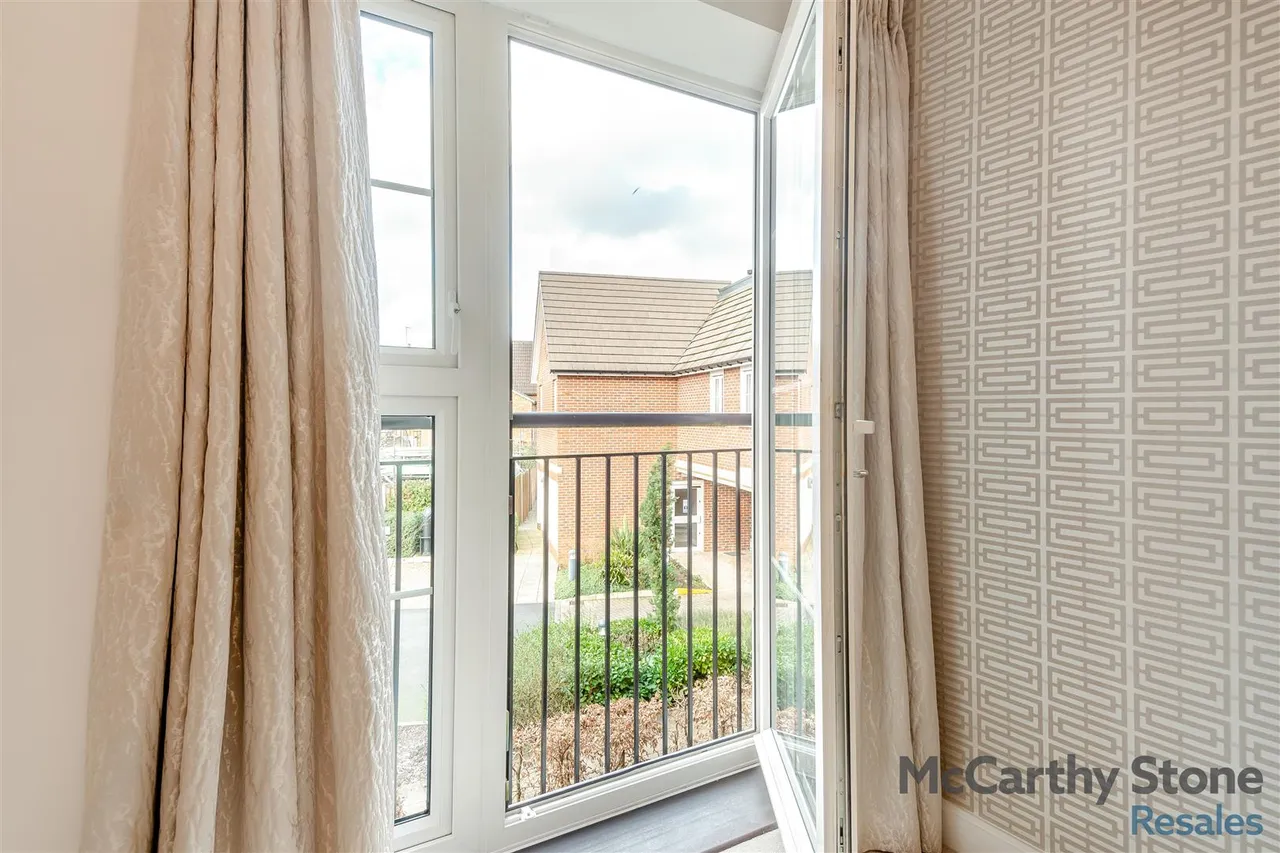 London Road, Knebworth, SG3, photo 5