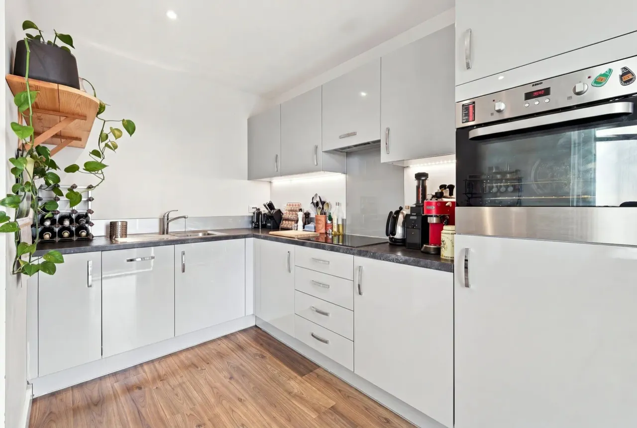 Siskin Apartments, Dunedin Road, Leyton, E10, photo 8
