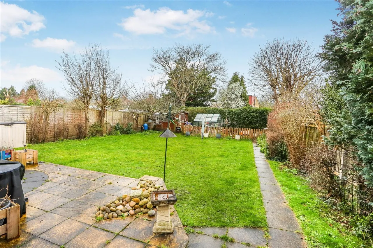 Link Lane, Wallington, SM6 9DY, photo 5