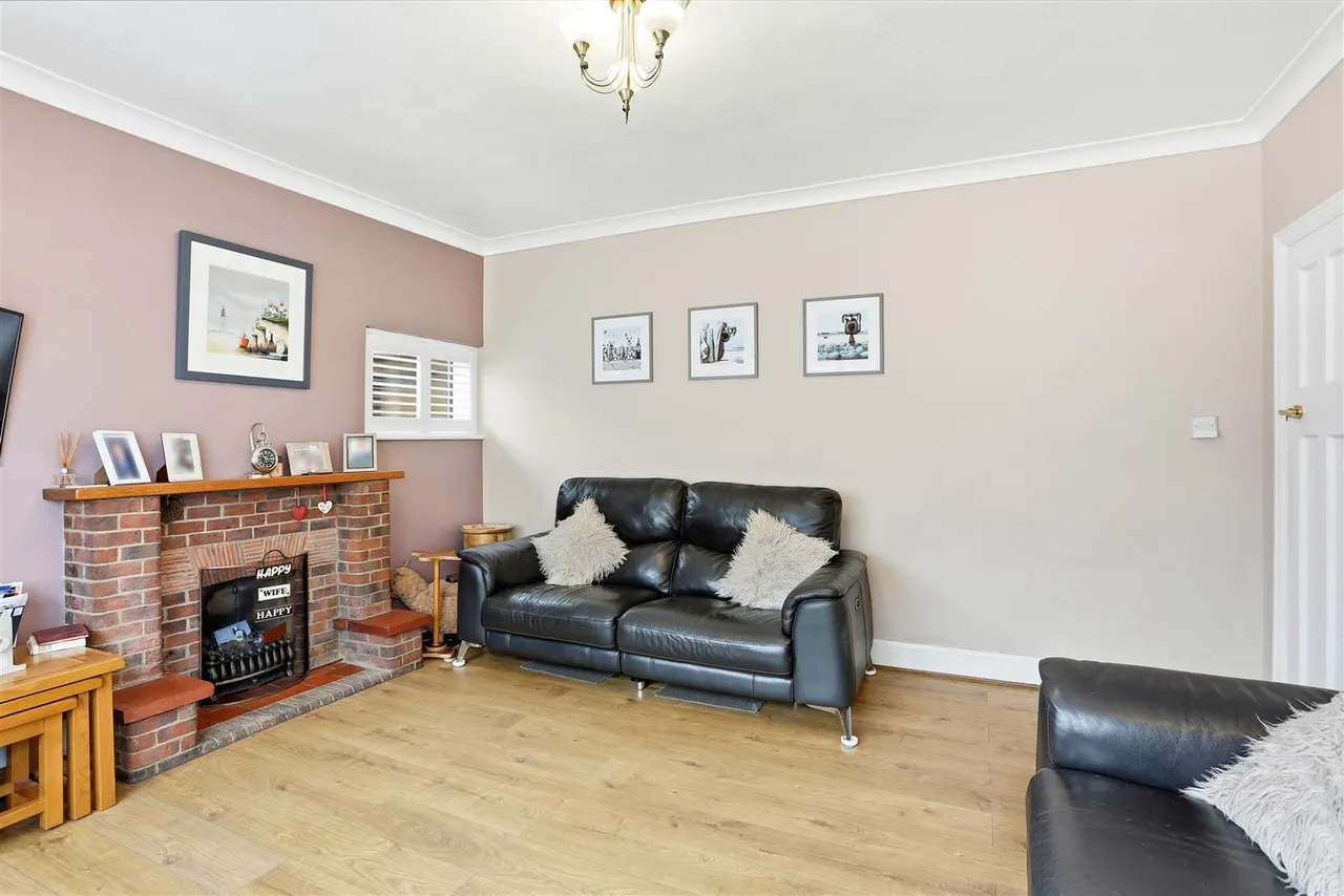 Link Lane, Wallington, SM6 9DY, photo 10