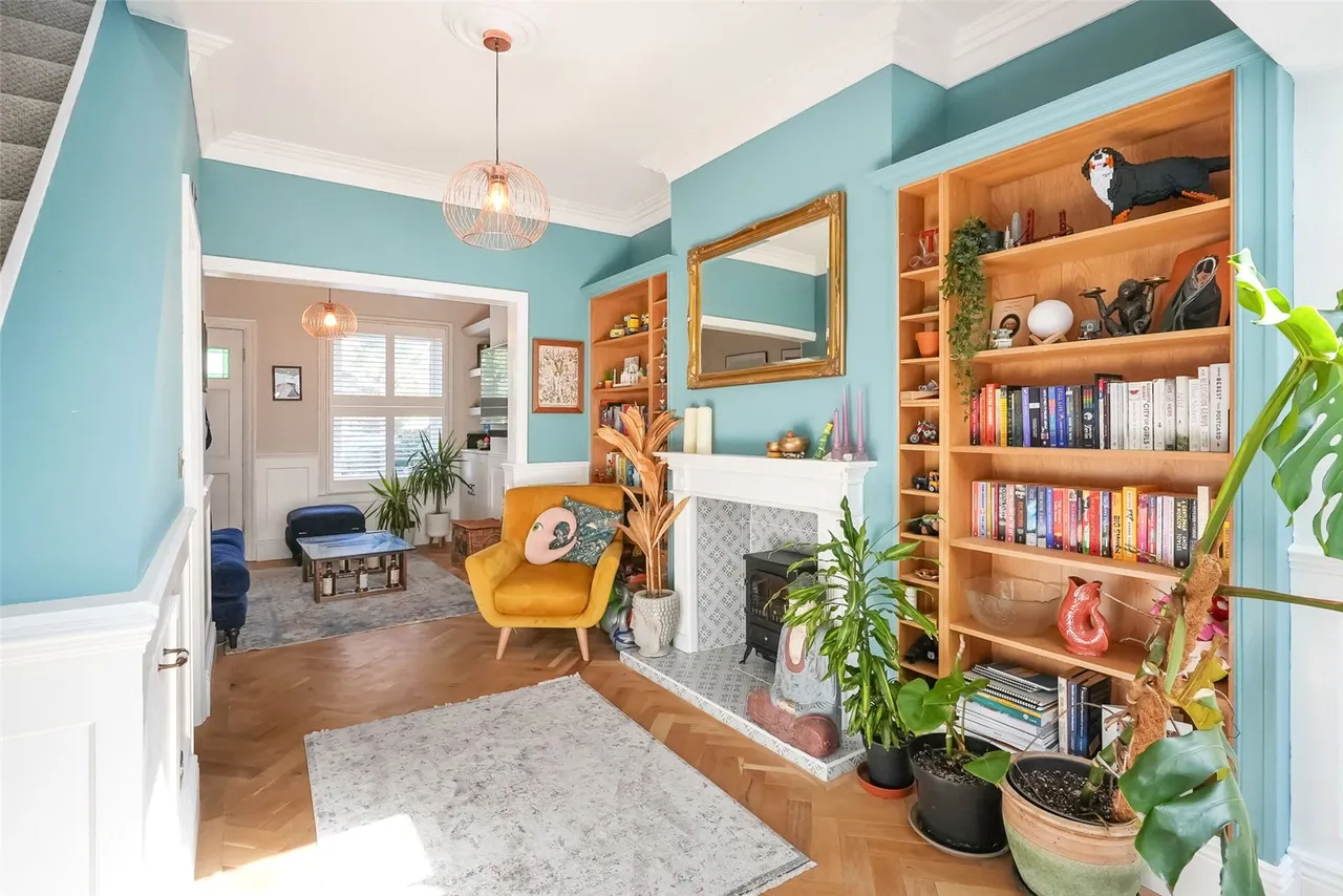 Oldfield Road, Hampton, TW12 2AD, photo 6