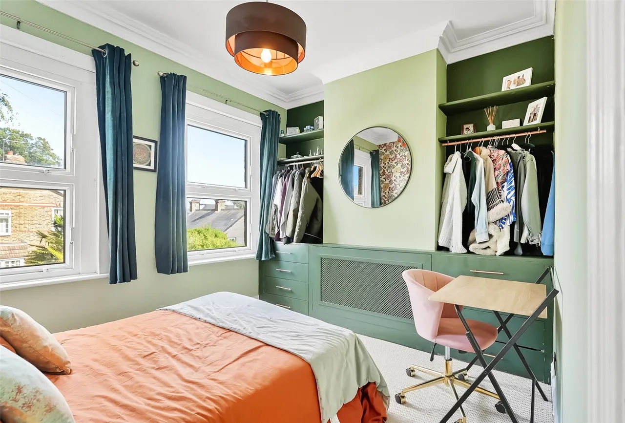 Oldfield Road, Hampton, TW12 2AD, photo 11