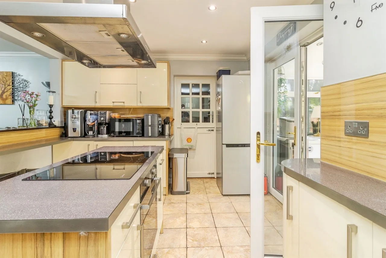 Orion Way, Leighton Buzzard, LU7, photo 18