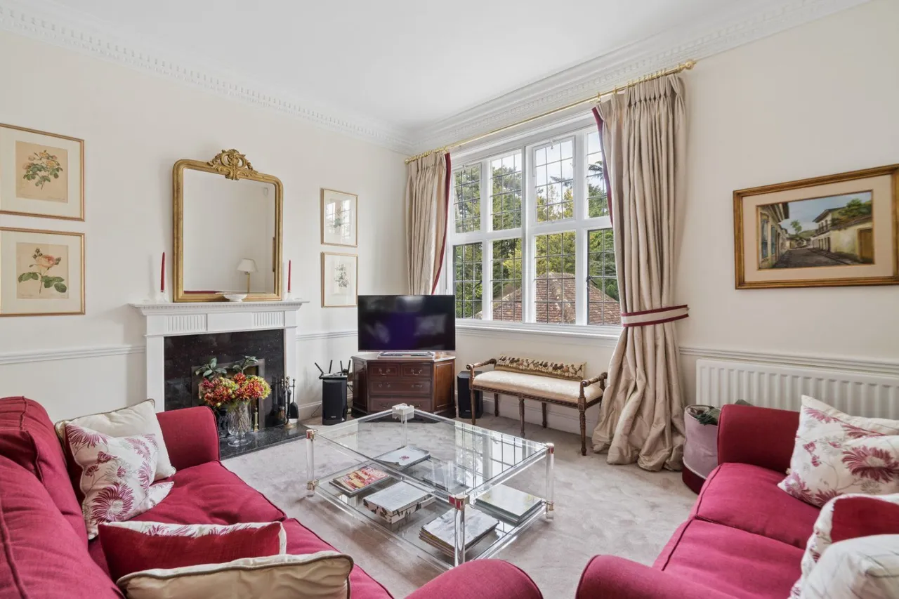 Framewood Road, Stoke Poges, Buckinghamshire, SL2 4QR, photo 9