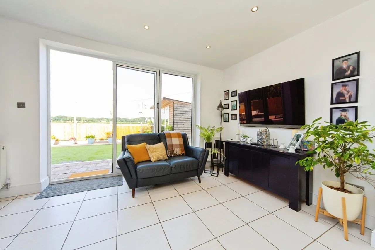 Ashton Road, Newton-le-Willows, Merseyside, WA12, photo 6