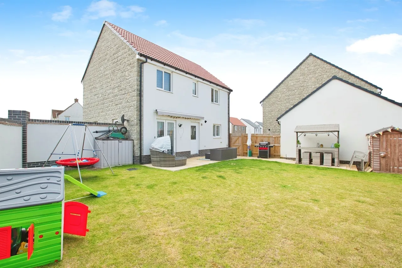 Aspen Grove, Ilchester, BA22, photo 16