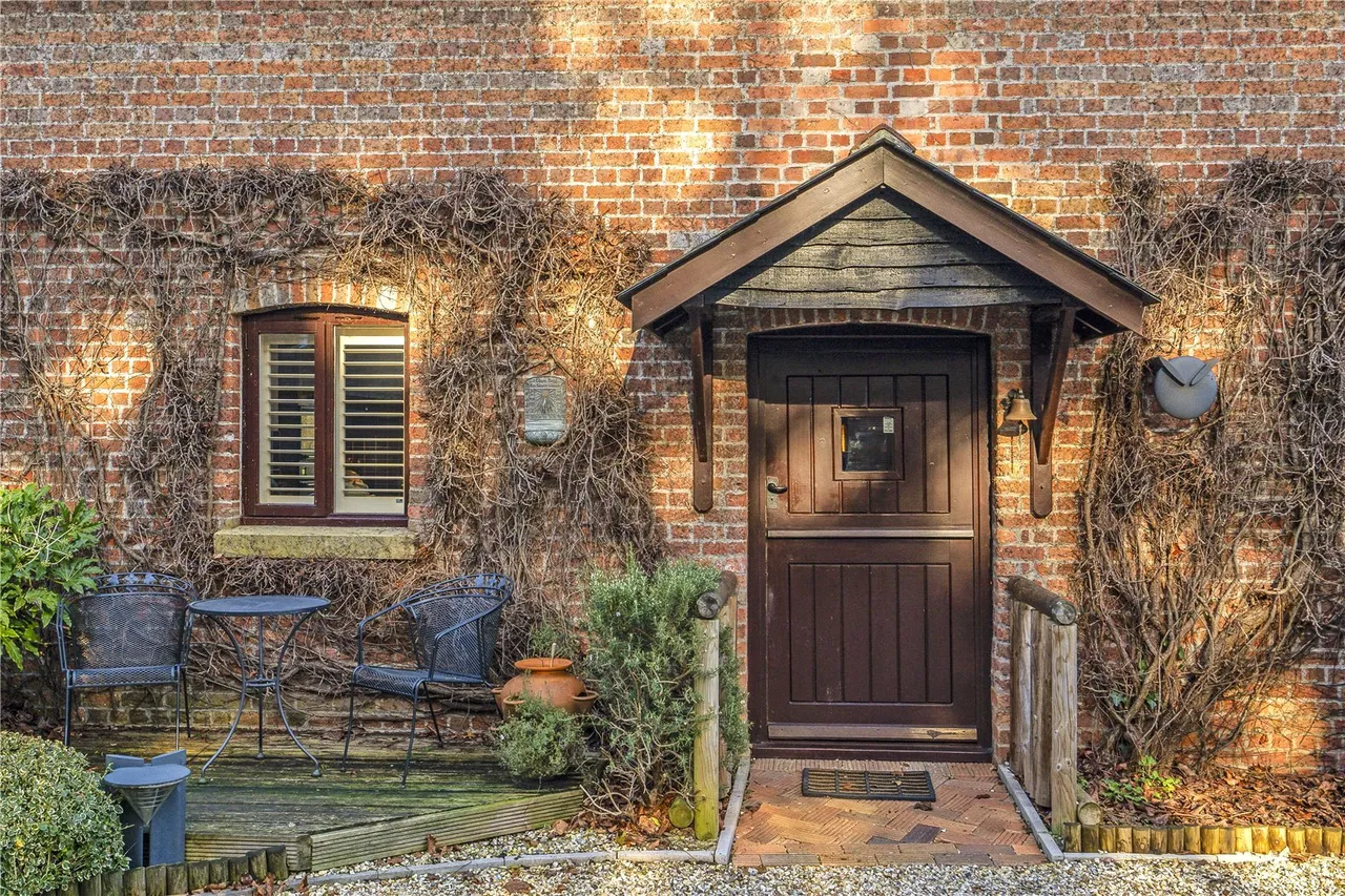 Throop Road, Bournemouth, BH8, photo 7