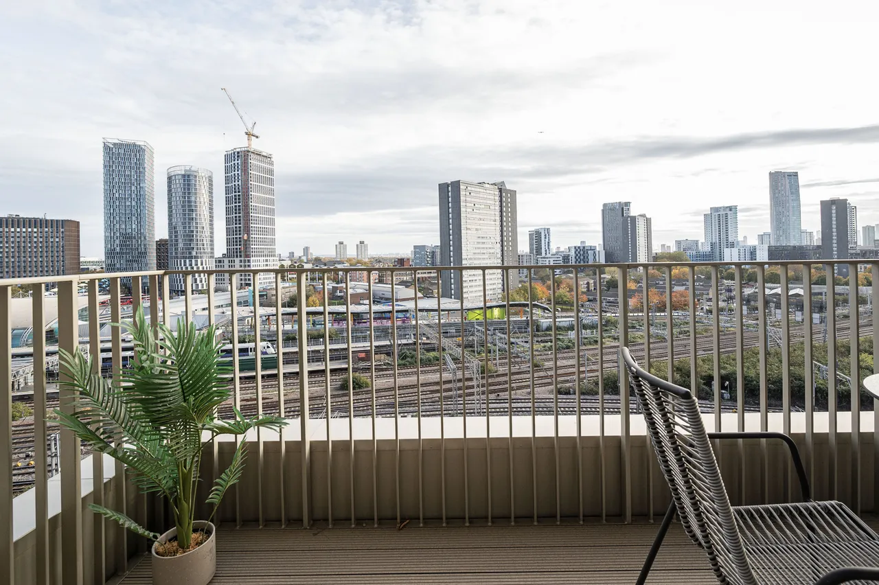 London, E20, photo 23