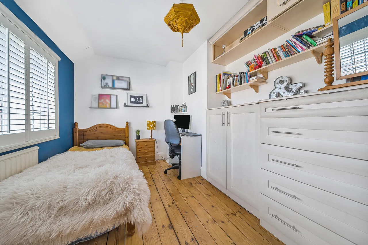 Bradgate Road, Bedford, photo 15