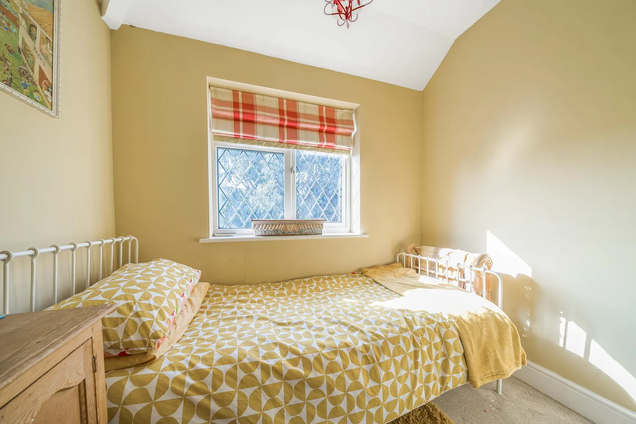 Bradgate Road, Bedford, photo 16